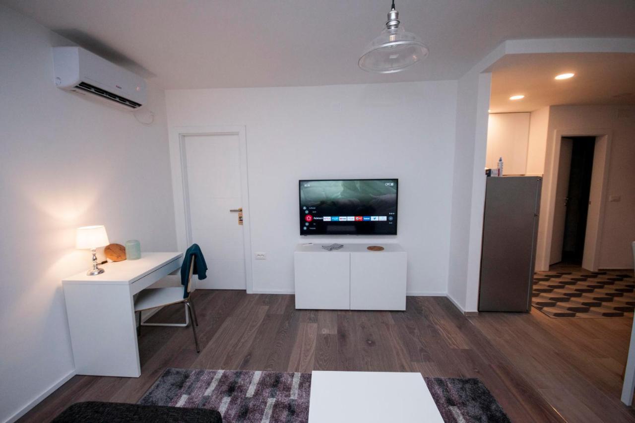 Apartman Lana Karlovac Esterno foto